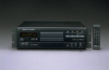 Tascam DA 20 Mk2 stereo DAT master recorder